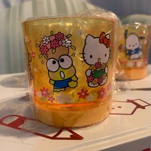 Hello kitty Acrylic cups